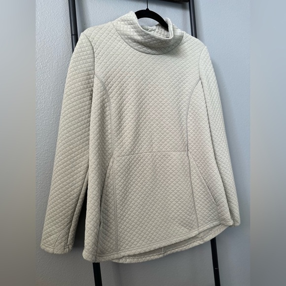 Stoic Women's Quilted Cowl Neck Pullover Sweater Long Sleeve in a Light Cream. - Picture 9 of 14